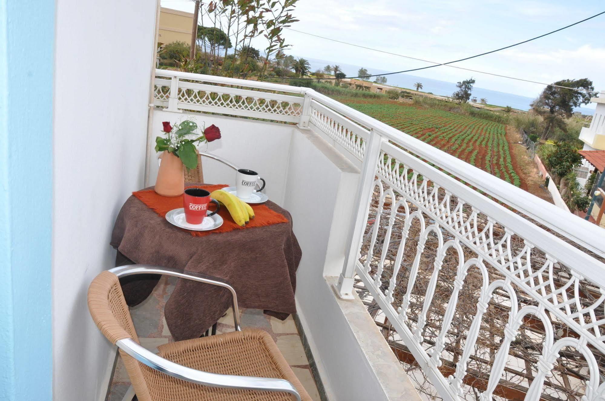 Alexandra Rooms Малиа Экстерьер фото